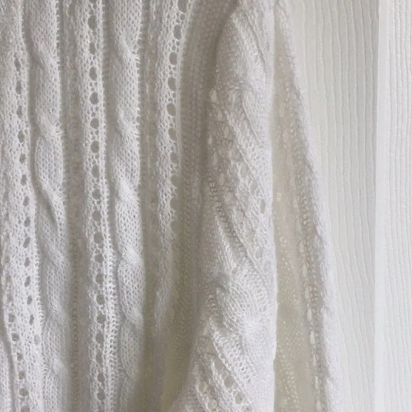 White Summer Wrap - Picture 7 of 8